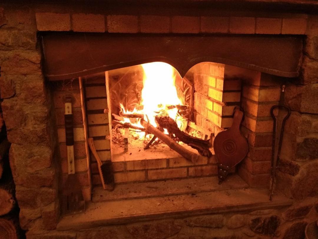 Belle Maison De Village Au Pied Du Gr20 卡伦扎纳 外观 照片